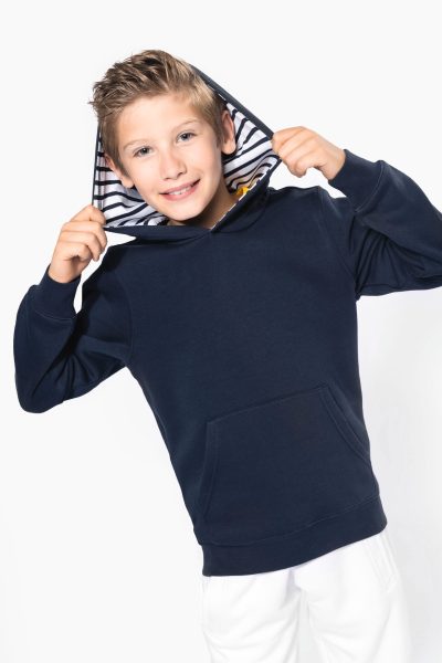 Sweat-shirt à capuche contrastée à motifs enfant unisexe – Image 2