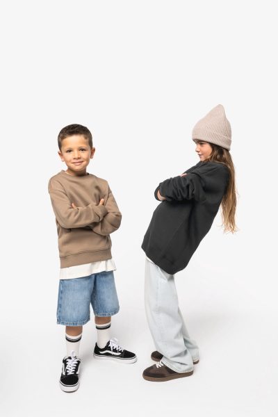 Sweat-shirt écoresponsable à col rond oversize enfant – Image 2