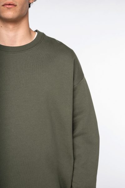 Sweat-shirt écoresponsable à col rond oversize unisexe – Image 6