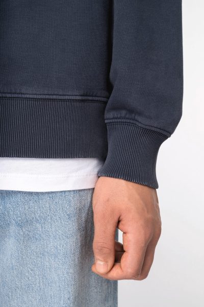 Sweat-shirt écoresponsable à col rond délavé oversize unisexe – Image 8