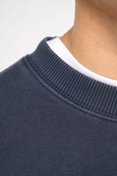 Sweat-shirt écoresponsable à col rond délavé oversize unisexe – Image 7