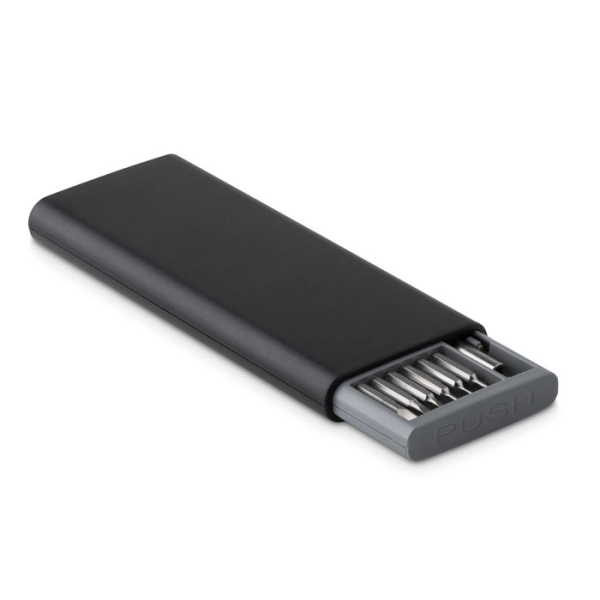 TOOLBOX MO9568