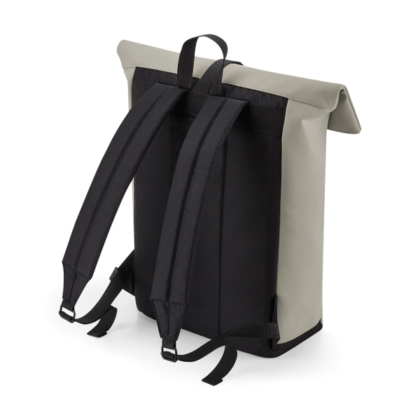 Sac à dos avec rabat roll-top en polyuréthane mat – Image 14