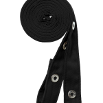 Ceinture noire enroulée avec œillets