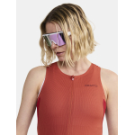 1914544 421488 Adv Endur Singlet W closeup4 1